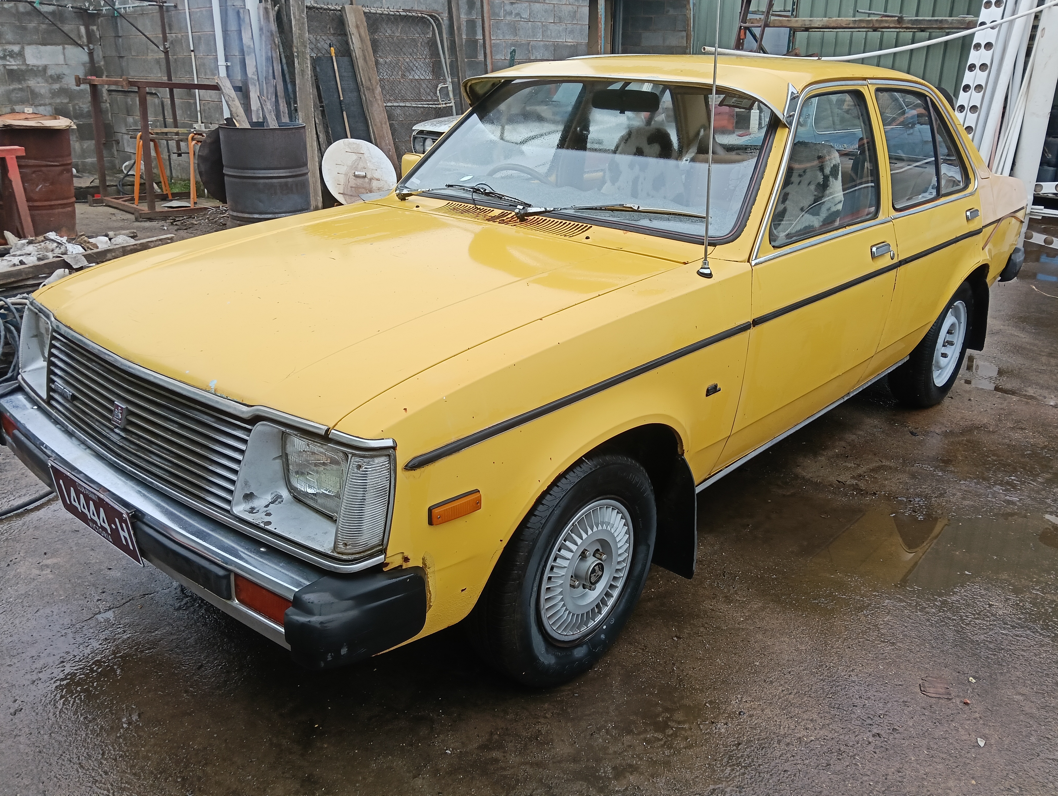 TE Gemini Sedan SL