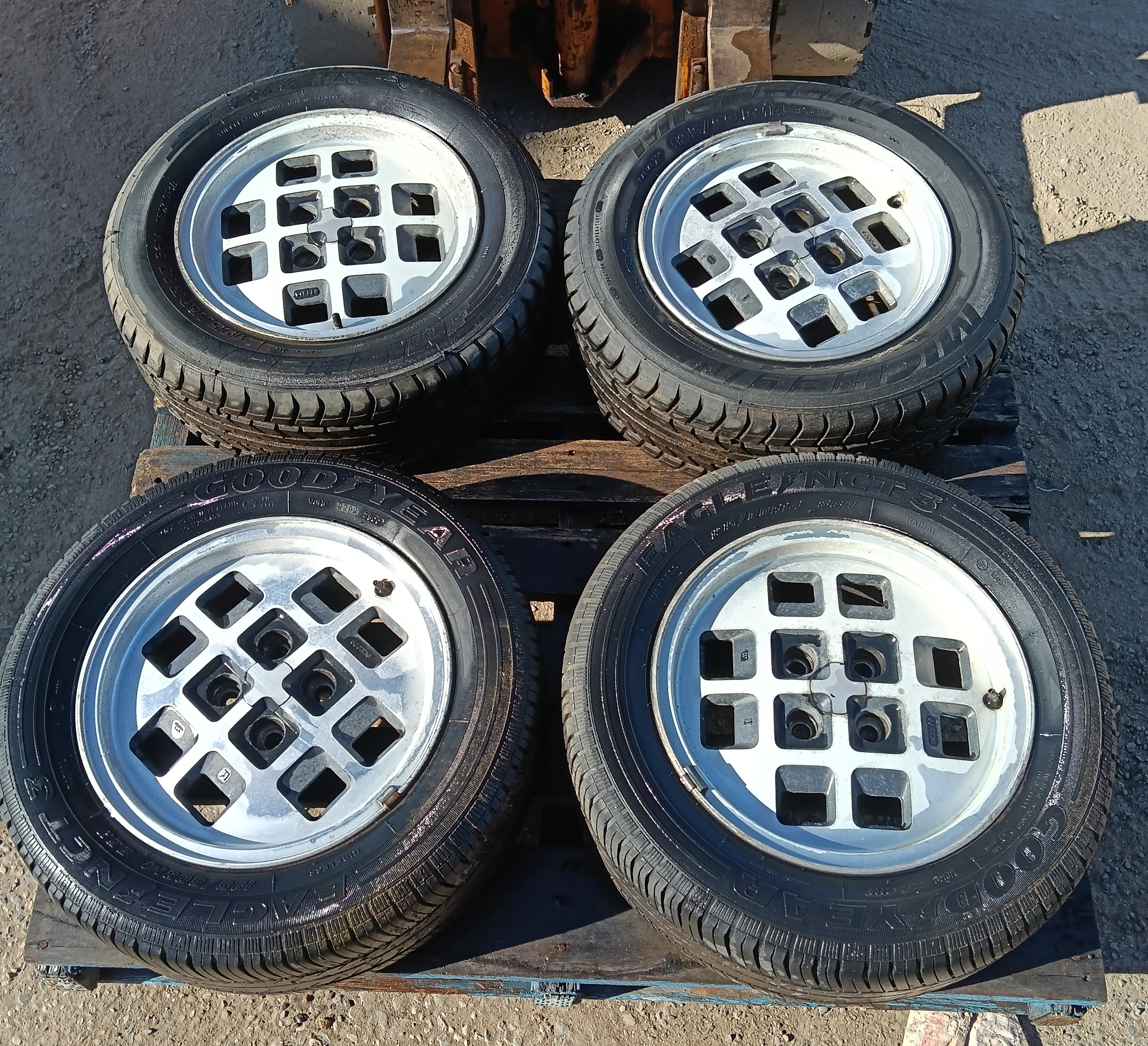 Four Holden/Isuzu Piazza 6" x 14" wheels