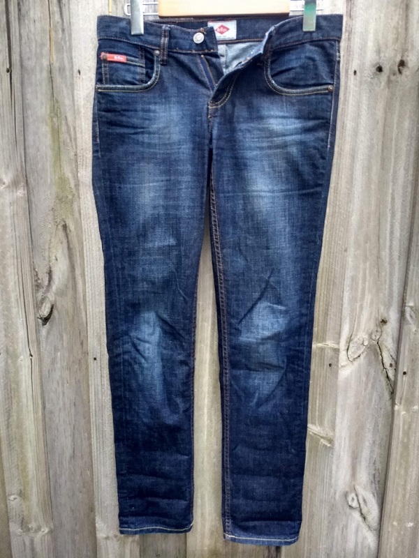 LEE JEANS <br> WAIST 27" - LEG 32"