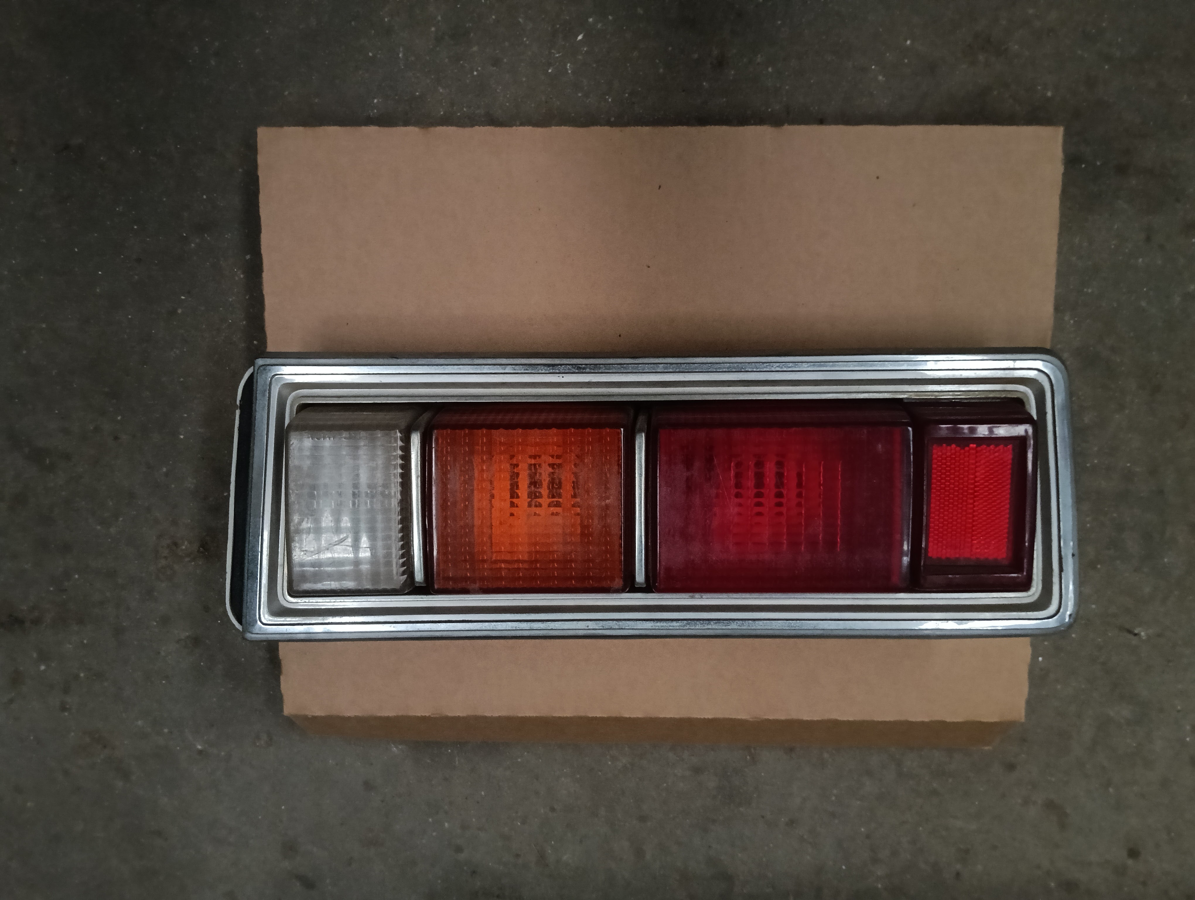 TD Gemini SEDAN RH tail light<br>Located in ALBURY